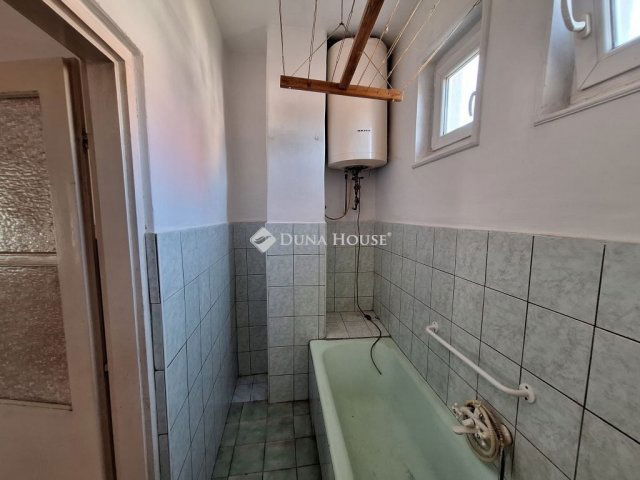 Eladó családi ház, Toronyon 47.4 M Ft, 4 szobás