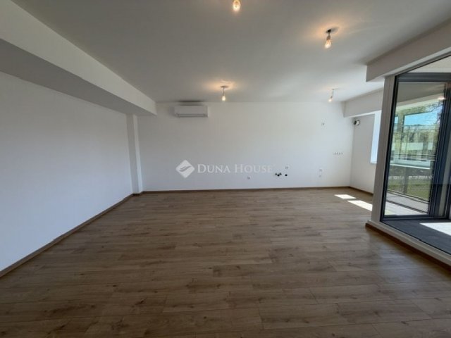 Eladó téglalakás, Budapesten, IV. kerületben 89.99 M Ft