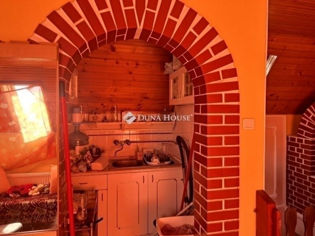 Eladó családi ház, Gyömrőn 89.9 M Ft, 5 szobás