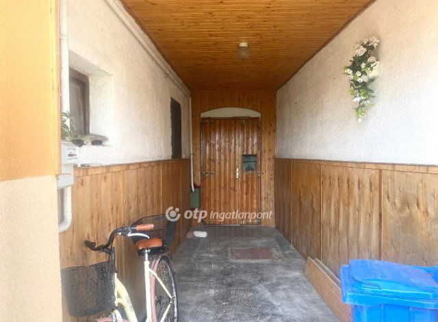 Eladó családi ház, Jánossomorján 39 M Ft, 4 szobás