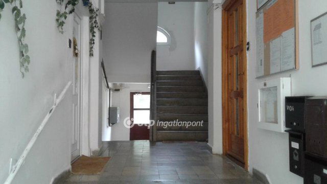 Eladó téglalakás, Verpeléten 27.9 M Ft, 3 szobás