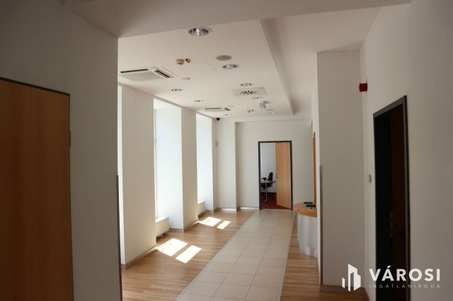 Kiadó üzlethelyiség, Körmenden 540 E Ft / hó
