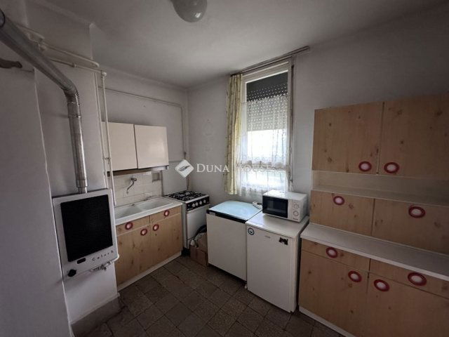 Eladó téglalakás, Hódmezővásárhelyen 27.9 M Ft, 1+1 szobás