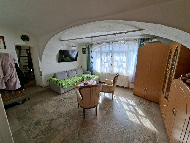 Eladó családi ház, Nagycenken 70 M Ft, 4+1 szobás