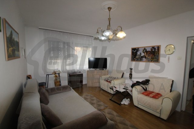 Eladó téglalakás, Celldömölkön 30.5 M Ft, 2 szobás