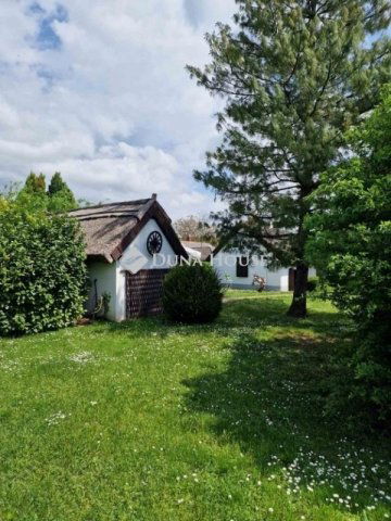 Eladó családi ház, Balatonkenesén 99.9 M Ft, 3 szobás