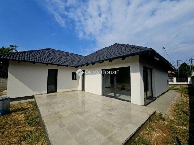 Eladó családi ház, Érden 160 M Ft, 5 szobás