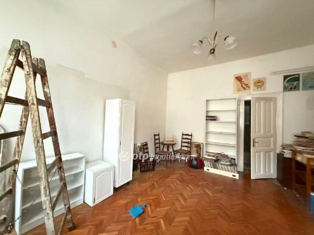 Eladó téglalakás, Budapesten, VII. kerületben 75 M Ft, 2 szobás