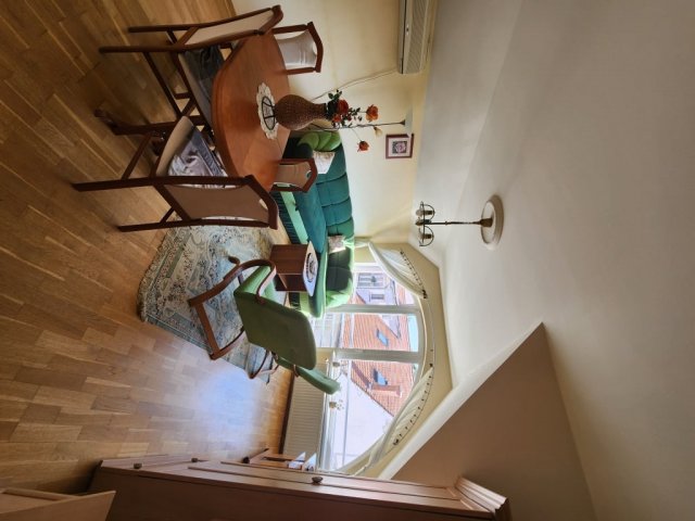 Kiadó téglalakás, albérlet, Pécsett, Sánc utcában, 2+1 szobás