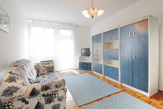 Kiadó téglalakás, albérlet, Debrecenben 180 E Ft / hó, 2 szobás