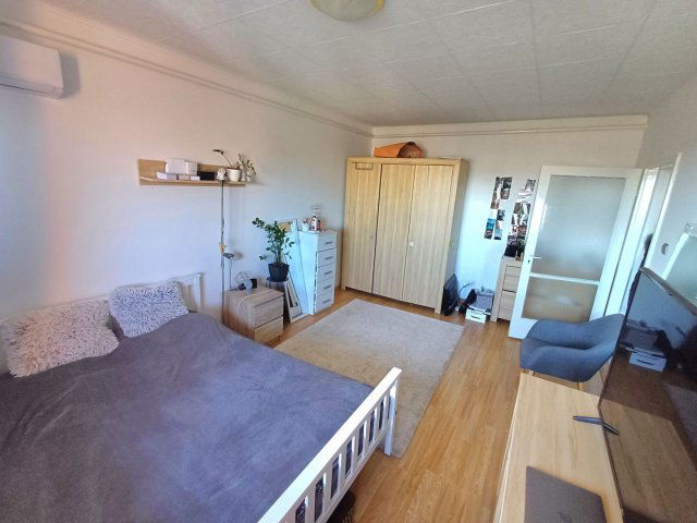 Eladó panellakás, Debrecenben 55.5 M Ft, 2 szobás