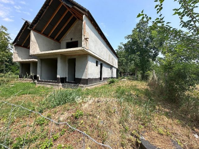 Eladó ikerház, Dömsödön 99.8 M Ft, 3 szobás