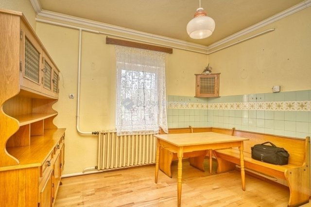 Eladó családi ház, Vecsésen 82 M Ft, 3 szobás