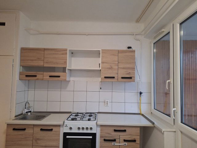 Eladó téglalakás, Nyíregyházán 49.5 M Ft, 1+2 szobás