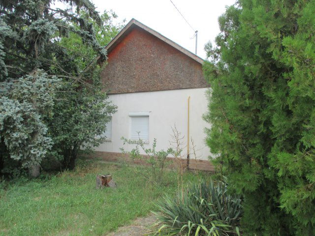 Eladó családi ház, Békéscsabán 15 M Ft, 1 szobás
