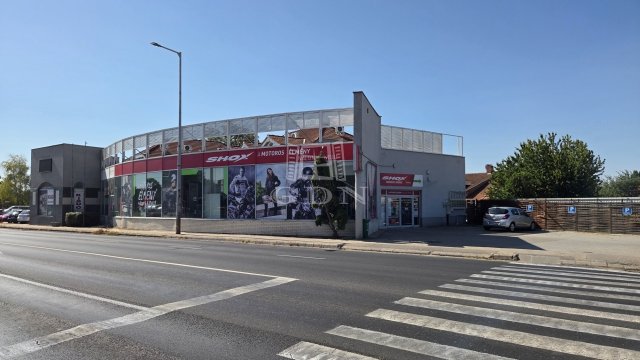 Kiadó üzlethelyiség, Székesfehérvárott 920 E Ft / hó