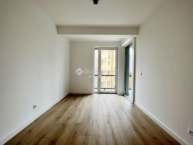 Eladó téglalakás, Budapesten, XI. kerületben 250 M Ft, 6 szobás