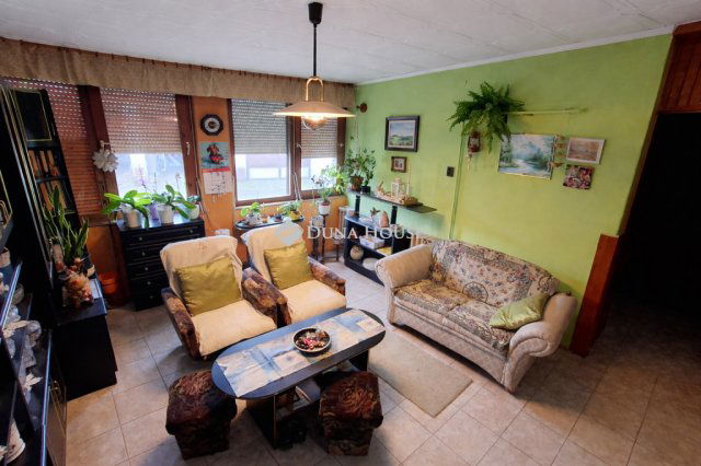 Eladó családi ház, Dombóváron, Bezerédj utcában 38 M Ft