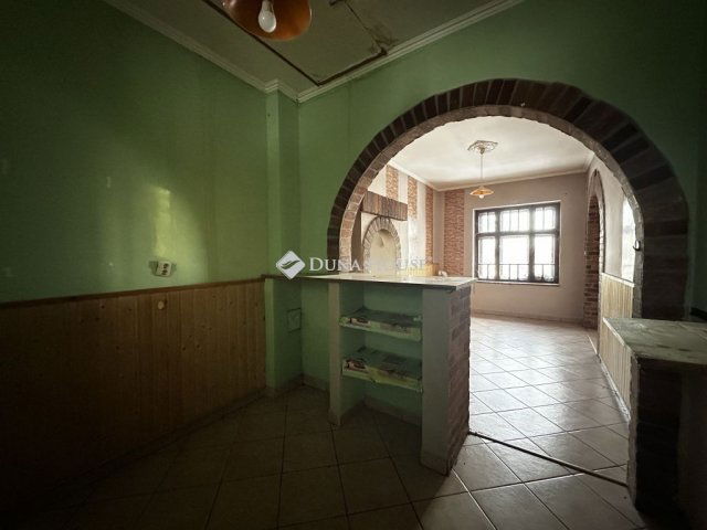 Eladó téglalakás, Iregszemcsén 8.5 M Ft, 2 szobás