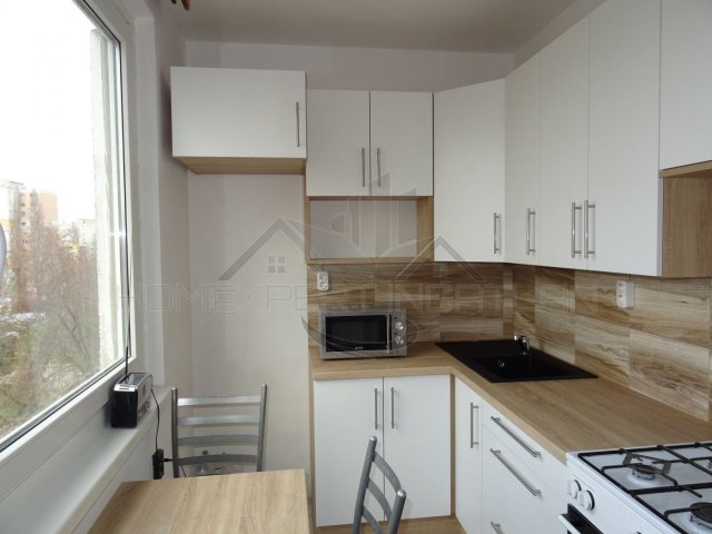 Eladó panellakás, Győrött 51.6 M Ft, 2 szobás