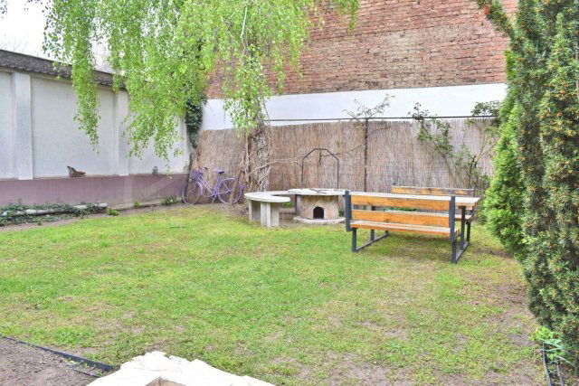 Eladó sorház, Debrecenben 250 M Ft, 5 szobás