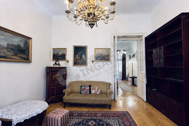 Kiadó téglalakás, albérlet, VI. kerületben, Paulay Ede utcában