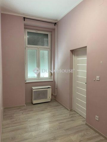 Eladó téglalakás, Budapesten, VIII. kerületben 69 M Ft, 2 szobás
