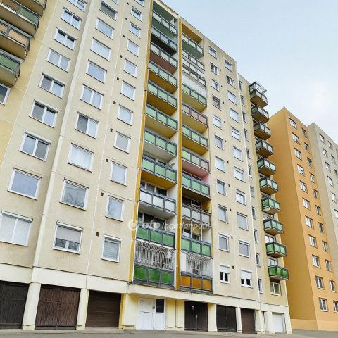 Eladó panellakás, Debrecenben 64.5 M Ft, 2 szobás