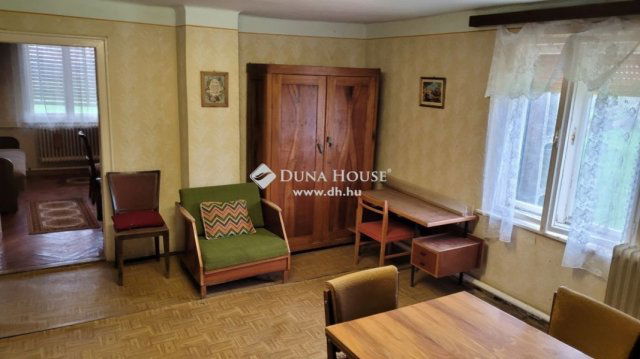 Eladó családi ház, Szigetváron 25.5 M Ft, 3 szobás