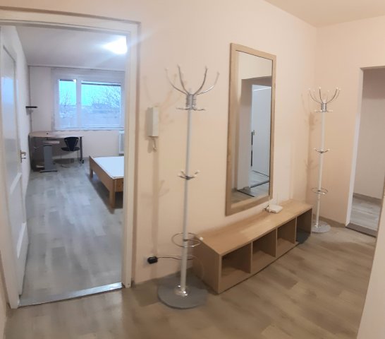 Eladó panellakás, Debrecenben 69.6 M Ft, 4 szobás