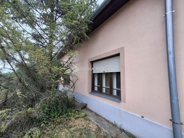 Eladó családi ház, Biharnagybajomban 5.7 M Ft, 2 szobás
