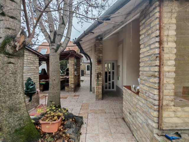 Eladó családi ház, Szegeden, Katona József utcában 105 M Ft