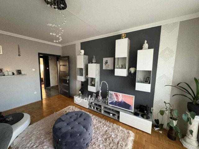 Eladó panellakás, Hajdúszoboszlón 72.69 M Ft, 3+1 szobás