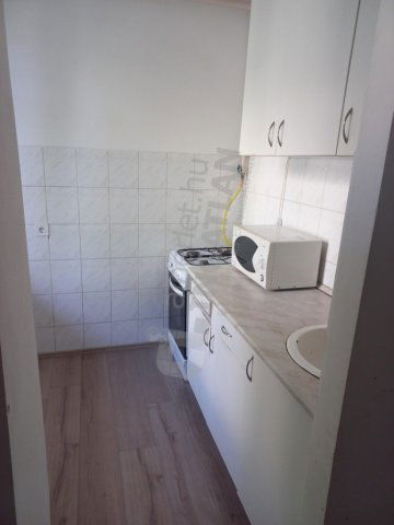 Kiadó panellakás, albérlet, XXI. kerületben, Vénusz utcában