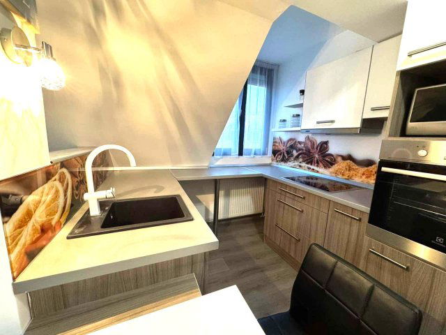 Kiadó téglalakás, albérlet, Pécsett 195 E Ft / hó, 1+2 szobás