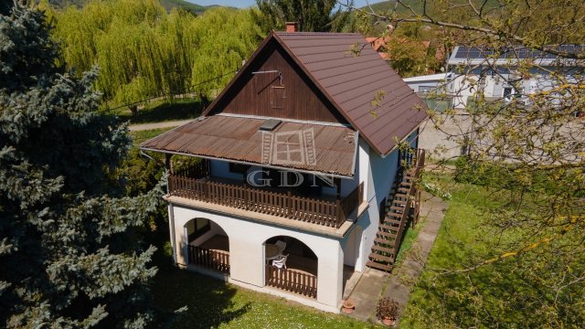 Eladó nyaraló, Verőcén 64 M Ft, 2+2 szobás