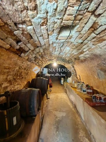 Eladó családi ház, Cikón 35.99 M Ft, 4 szobás