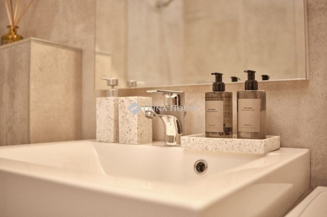 Eladó téglalakás, Pécsett 139.9 M Ft, 2 szobás