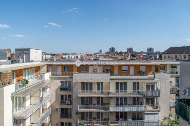 Eladó téglalakás, Budapesten, VIII. kerületben 65 M Ft, 2 szobás