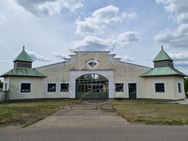 Eladó ipari ingatlan, Szeghalmon 95 M Ft / költözzbe.hu