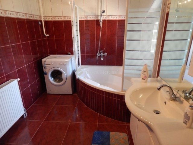 Eladó családi ház, Kecskeméten 115 M Ft, 6 szobás