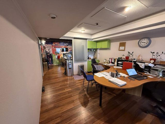 Eladó üzlethelyiség, Szentendrén 79.9 M Ft