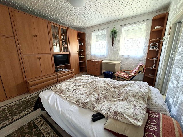Eladó családi ház, Debrecenben 21.5 M Ft, 1 szobás