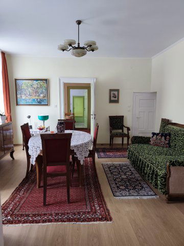 Eladó családi ház, Baján 90 M Ft, 5+2 szobás