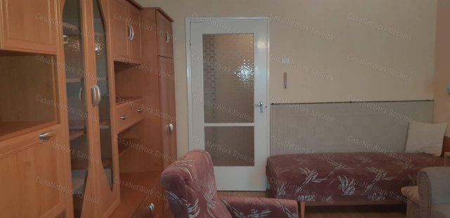 Kiadó téglalakás, albérlet, Martfűn 120 E Ft / hó, 2 szobás