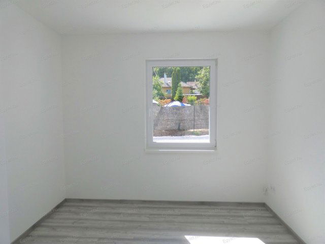 Eladó ikerház, Pécelen 129.9 M Ft, 4 szobás