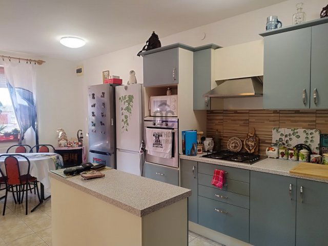 Eladó családi ház, Tápiószelén 99 M Ft, 4 szobás