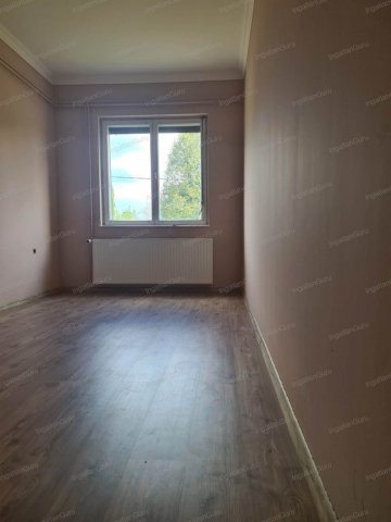 Eladó téglalakás, Kecskeméten 45.5 M Ft, 2 szobás