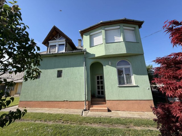 Eladó családi ház, Sormáson 69 M Ft, 4+3 szobás