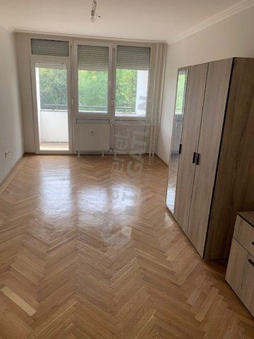 Kiadó panellakás, albérlet, XI. kerületben, Etele úton